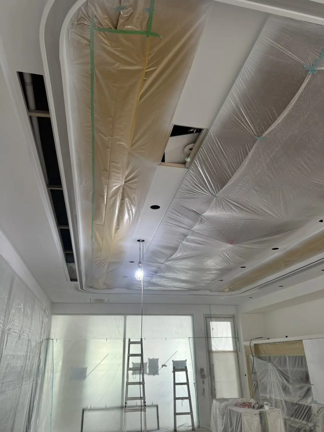 大鑫油漆&言隆油漆:新竹寶山吊車大王「白宮」指定工班