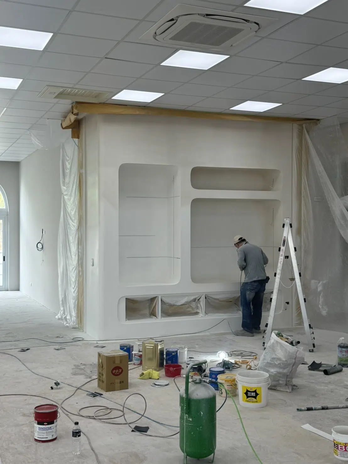 大鑫油漆&言隆油漆:新竹寶山吊車大王「白宮」指定工班